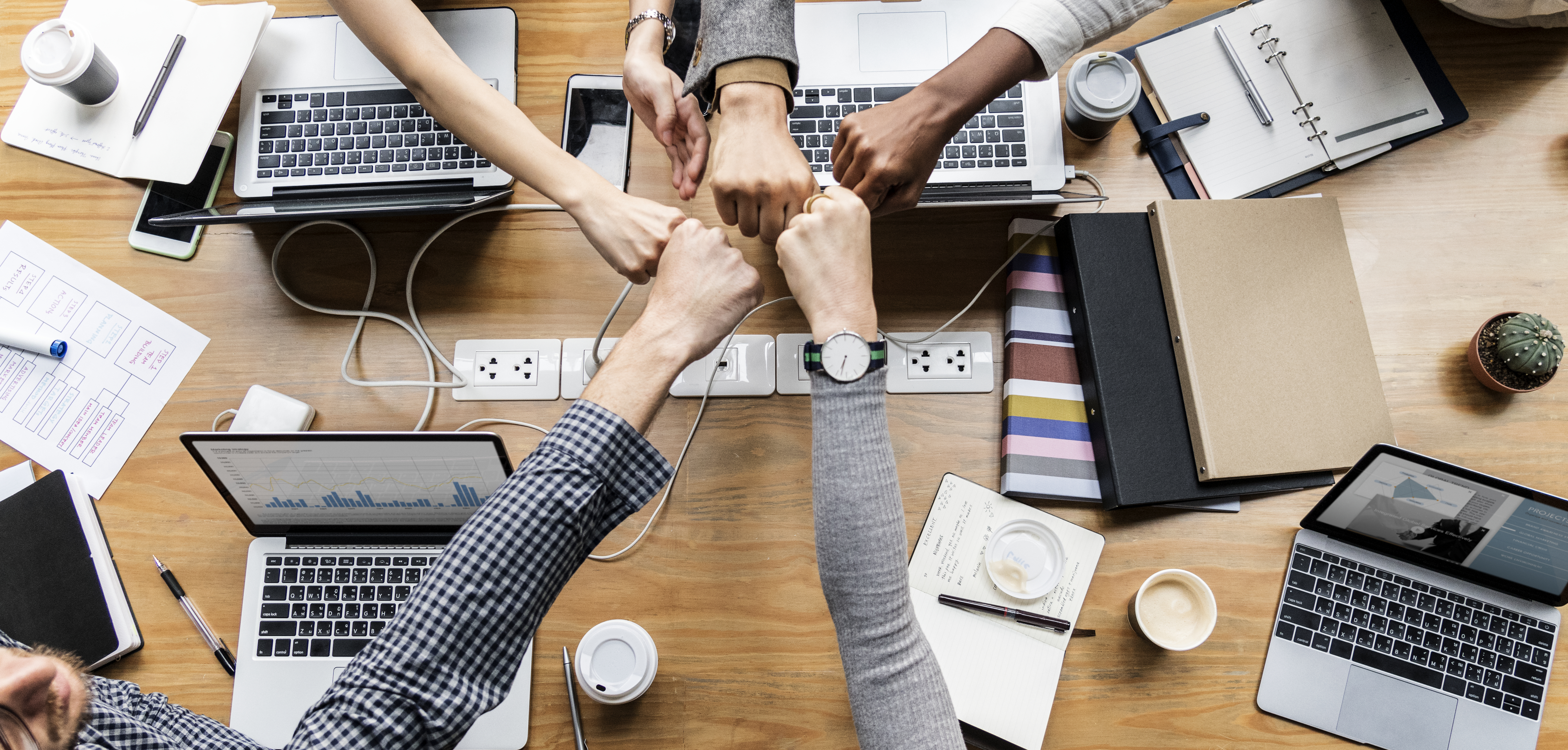 colleagues-giving-fist-bump